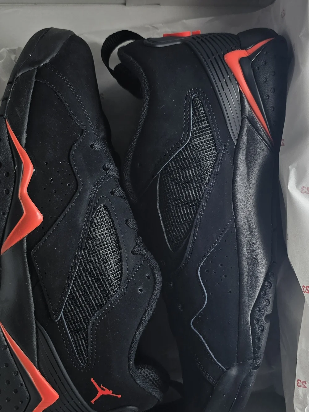 Jordan MVP 92 Black with Red Accent Low-Top Sneaker Mens 10.5